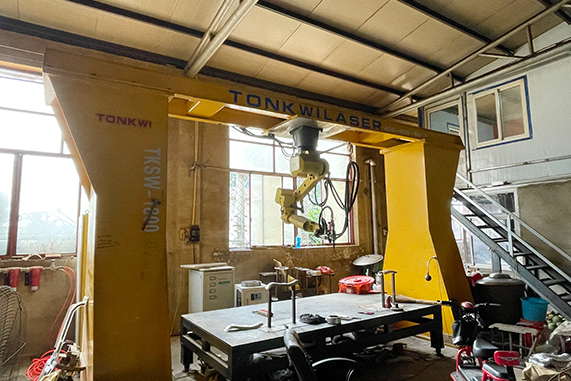 ����ŷ½�����и�ӹ�